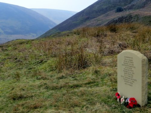 Memorial Crashes Langden Valley