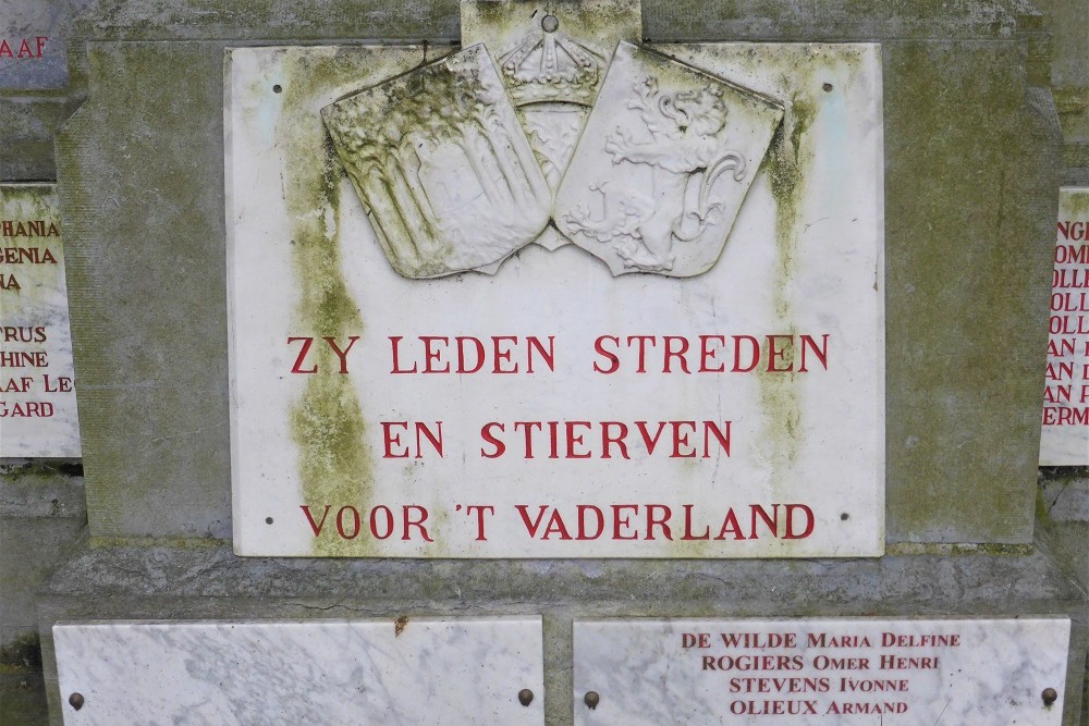 War Memorial Zeveneken #5
