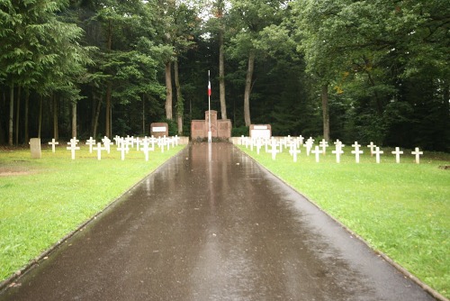 Franse Oorlogsbegraafplaats Vill
