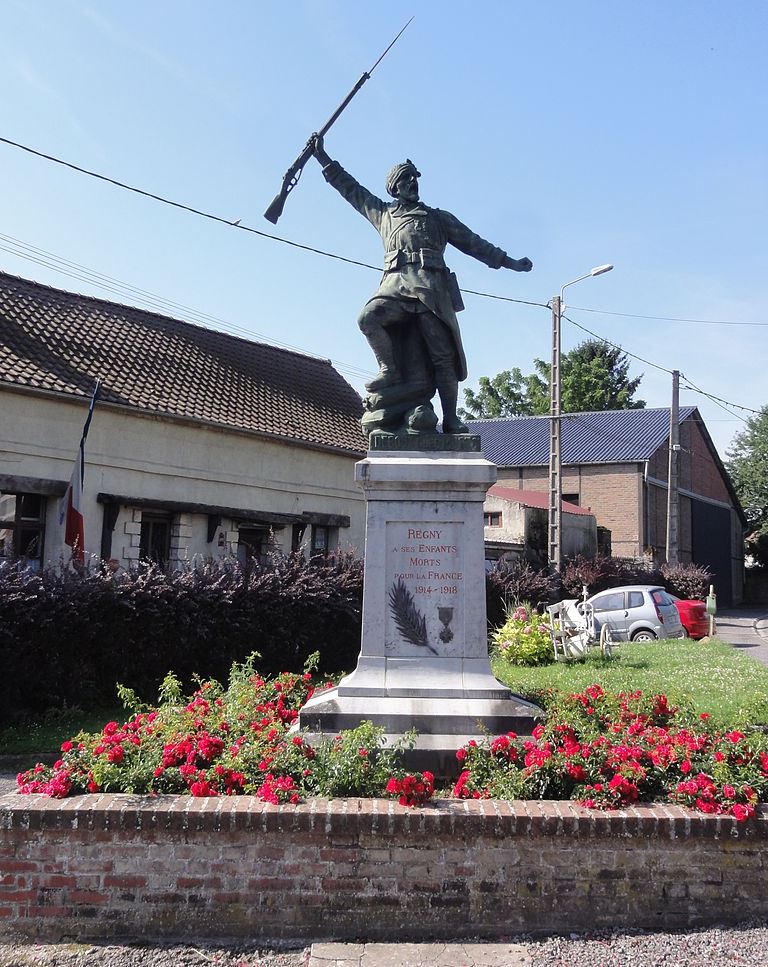 War Memorial Regny