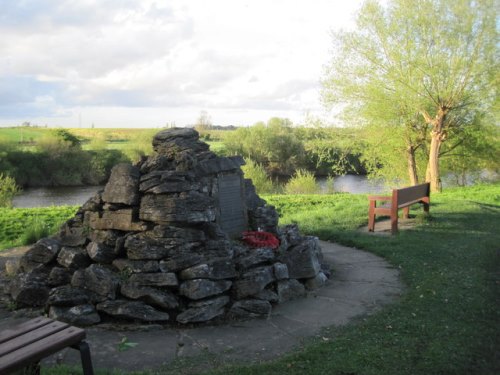 Oorlogsmonument Nether Poppleton