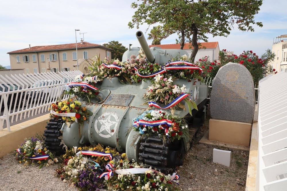 M4A4 Sherman Tank 