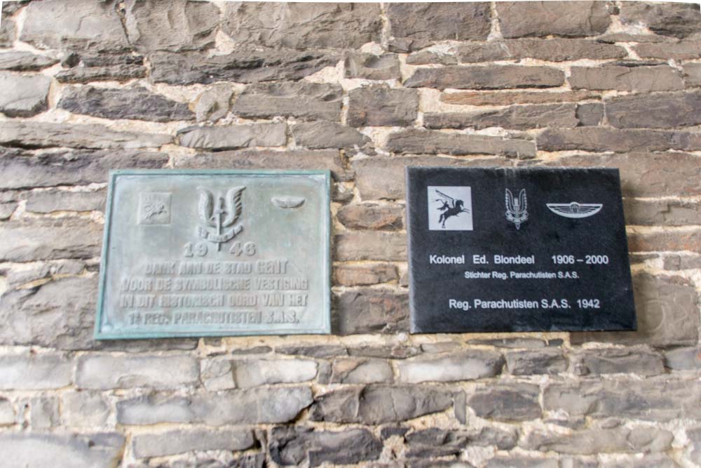 Memorial plaques Colonel Blondeel and Regiment Parachutists S.A.S. Gravensteen Gent