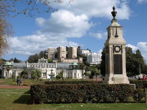 Oorlogsmonument Torquay #1