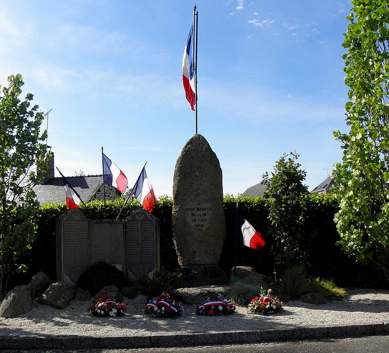 War Memorial Saint-Pierre-des-Landes #1