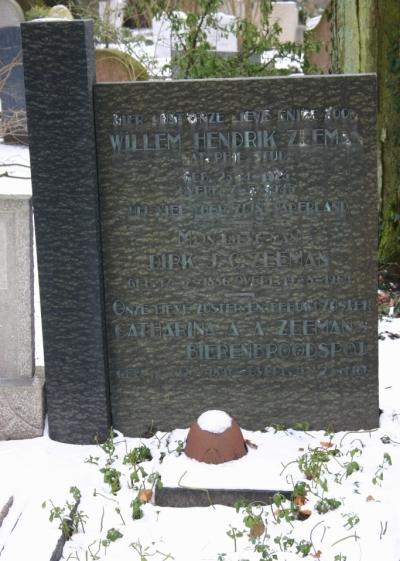 Dutch War Graves Zorgvlied Cemetery #4