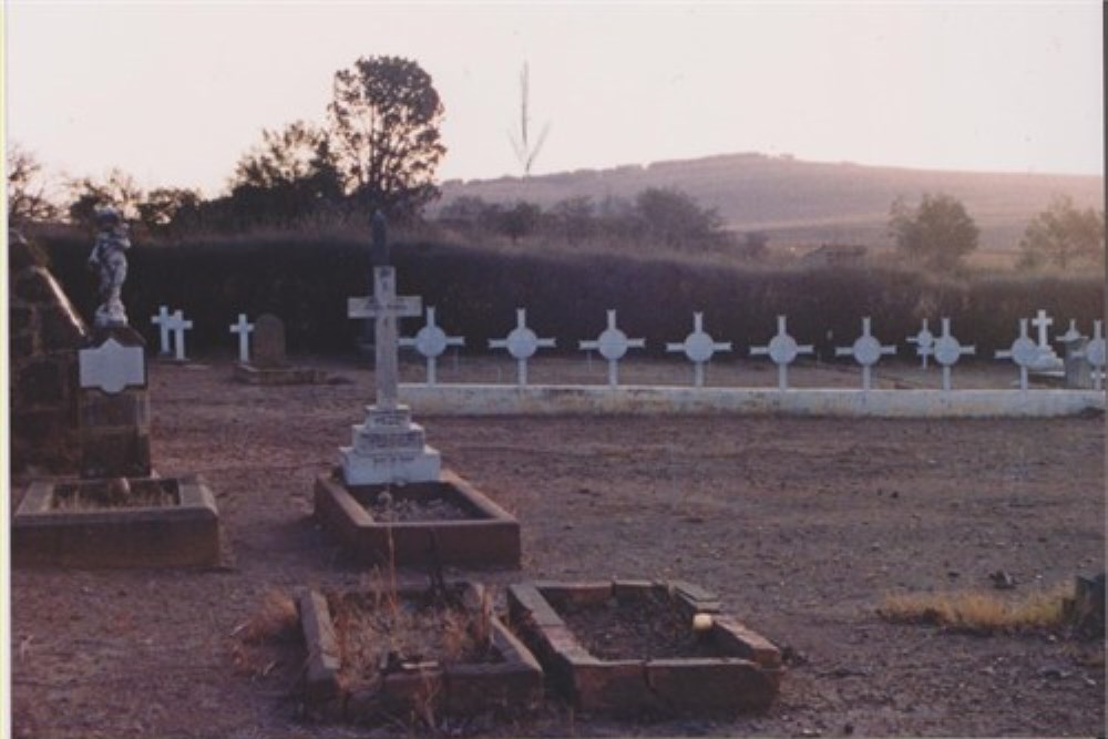 Oorlogsgraven van het Gemenebest Machadodorp Cemetery