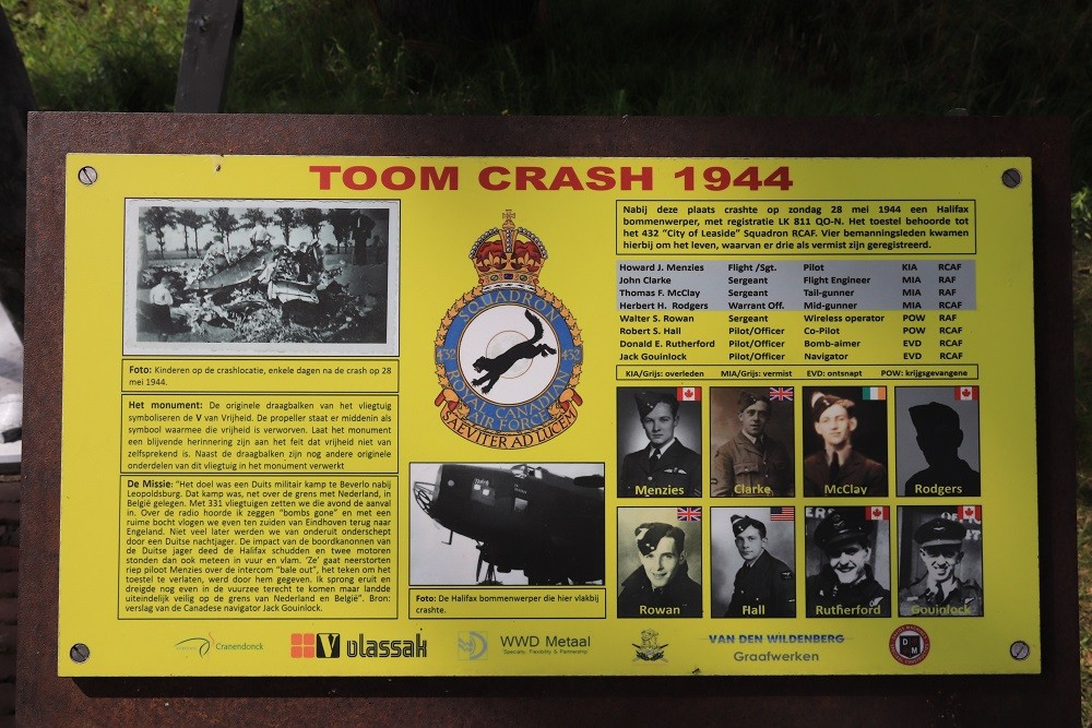 Toom Halifax Crash Monument 1944 #2