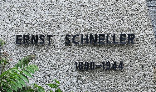 Gedenkteken Ernst Schneller