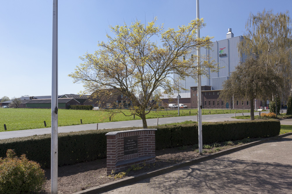 Bevrijdingsmonument De Valk #3