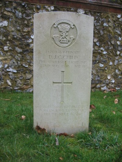 Commonwealth War Graves St Margaret Churchyard #2