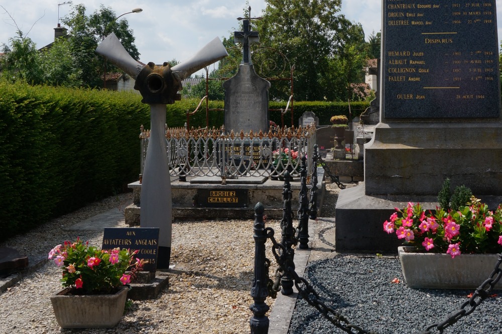 Monument Britse Piloten cury-sur-Coole #1