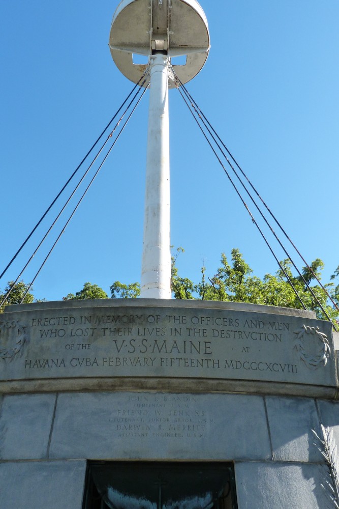 Monument U.S.S. Maine Mast Nationale Begraafplaats Arlington