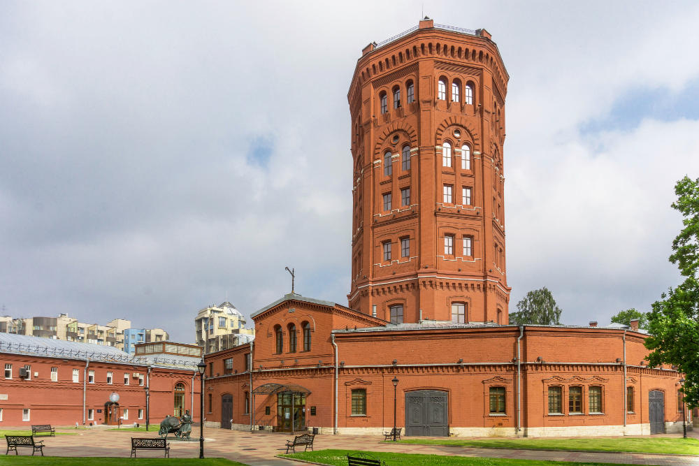 Terrein Loodgietersmuseum St. Petersburg #3