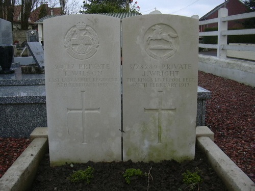 Commonwealth War Graves Fouquereuil #1