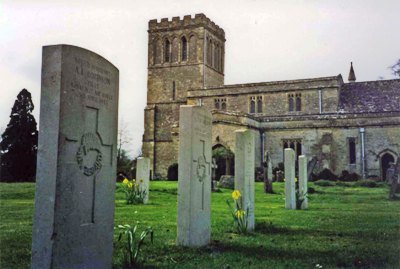 Oorlogsgraven van het Gemenebest All Saints Churchyard #1