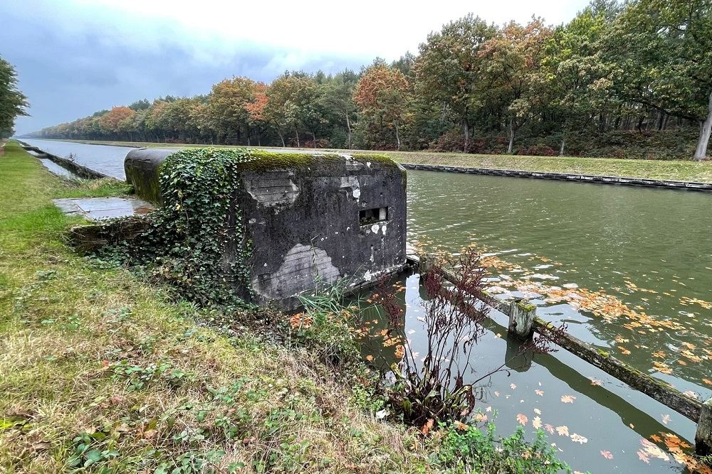 Bunker 6f Grensstelling Bocholt-Herentals Kanaal #4