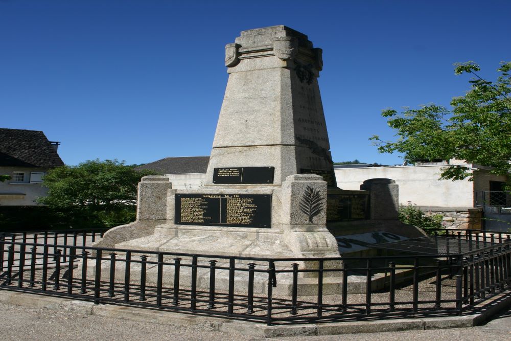 War Memorial Argentat #2