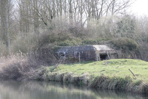 Pillbox FW3/28A Aldermaston Wharf #2