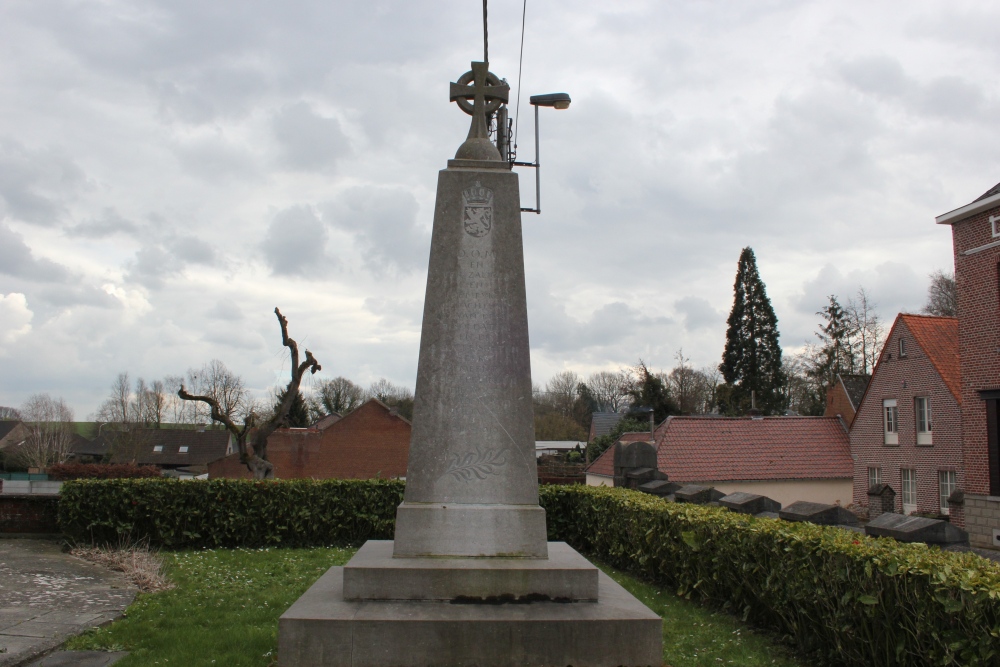 War Memorial Goeferdinge #3