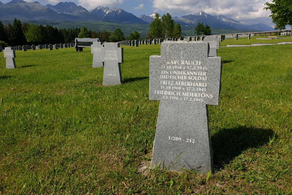 Duitse Oorlogsbegraafplaats Vazec #2
