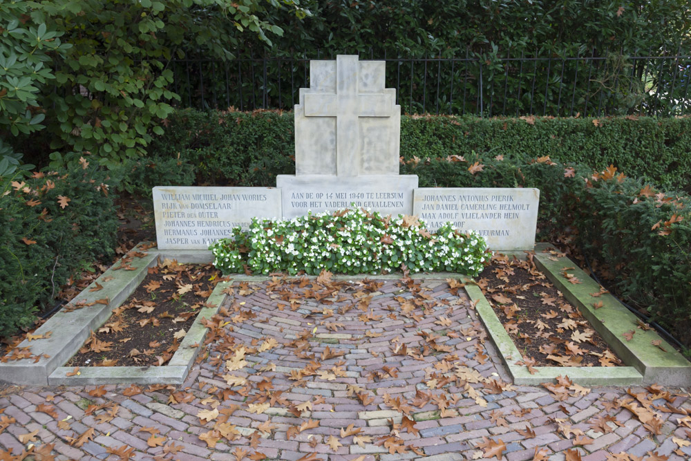 Dutch War Graves Old General Cemetery Leersum #1