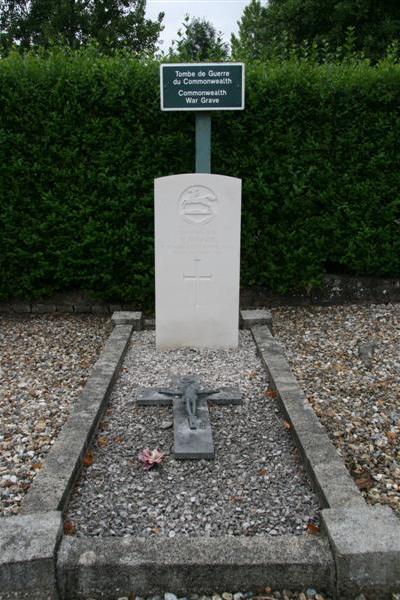 Commonwealth War Grave Agenvillers #1