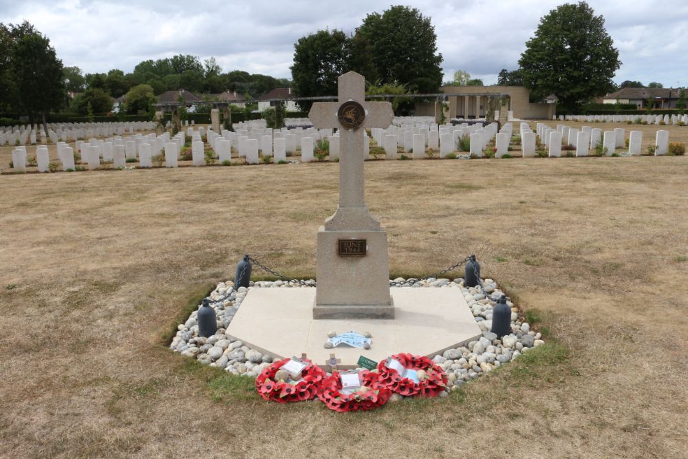 Commonwealth War Cemetery Ranville #2