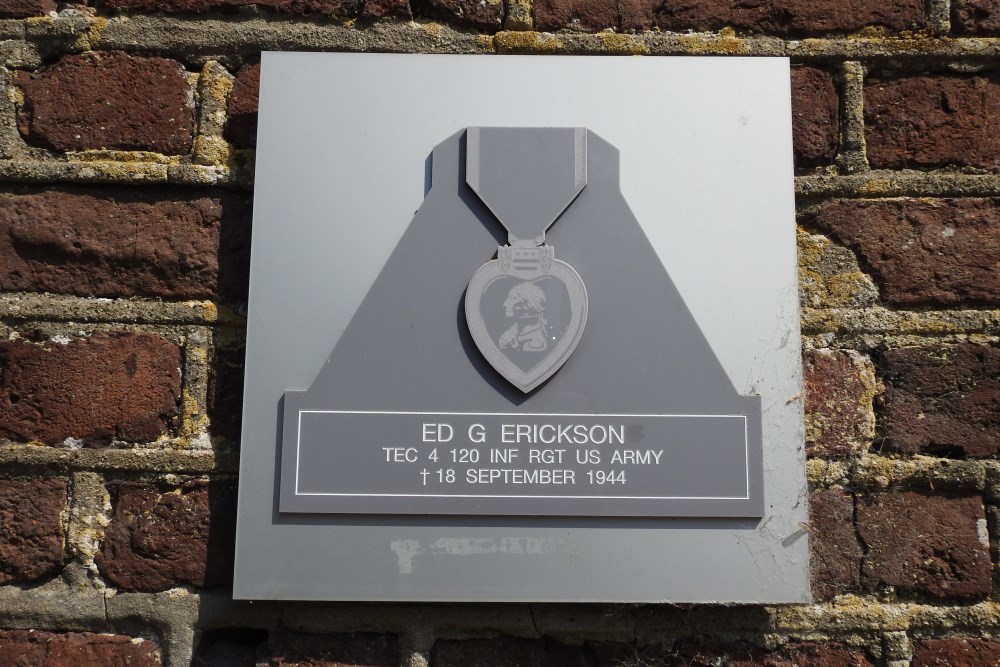 Gedenkteken Ed. G. Erickson #1