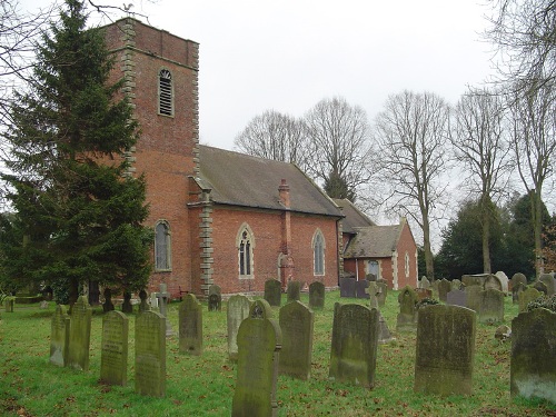 Commonwealth War Graves St Swithin Churchyard #1