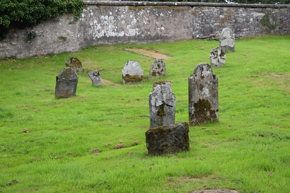 Oorlogsgraven van het Gemenebest Urney Graveyard #1