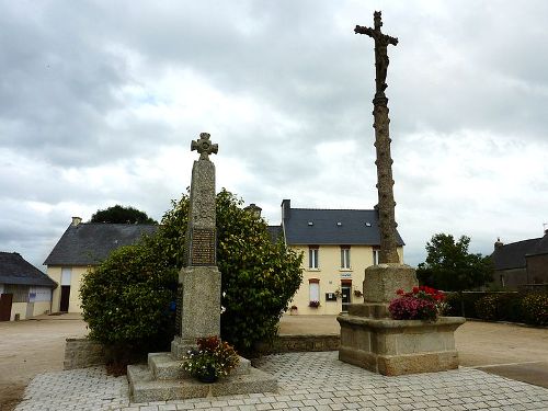 Oorlogsmonument Bolazec #1