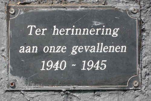 War Memorial Nieuw-Vossemeer #2