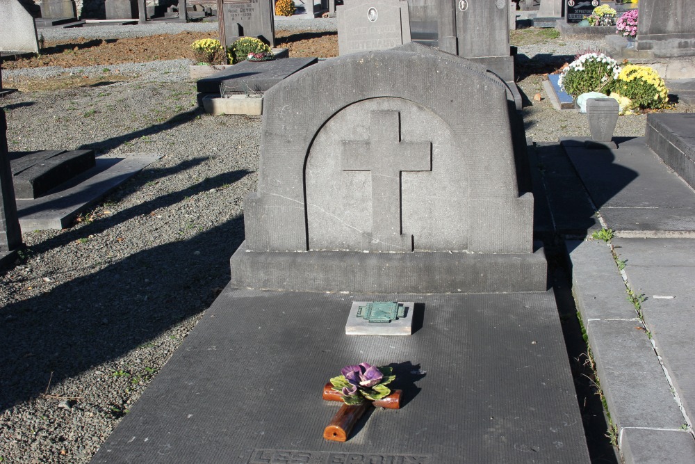 Belgian Graves Veterans Quenast #3