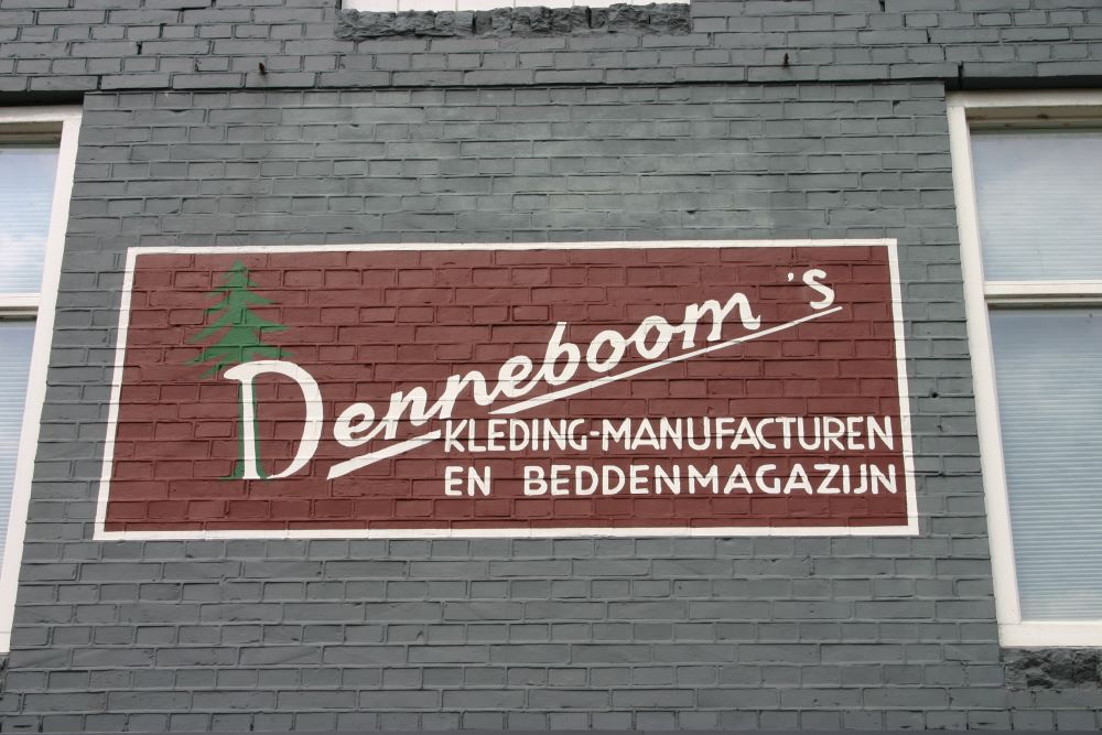 Reclamebord Joodse Familie Denneboom #2