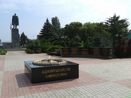 War Memorial Kerch #1