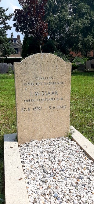 Dutch War Graves Municipal Cemetery Roosendaal #1