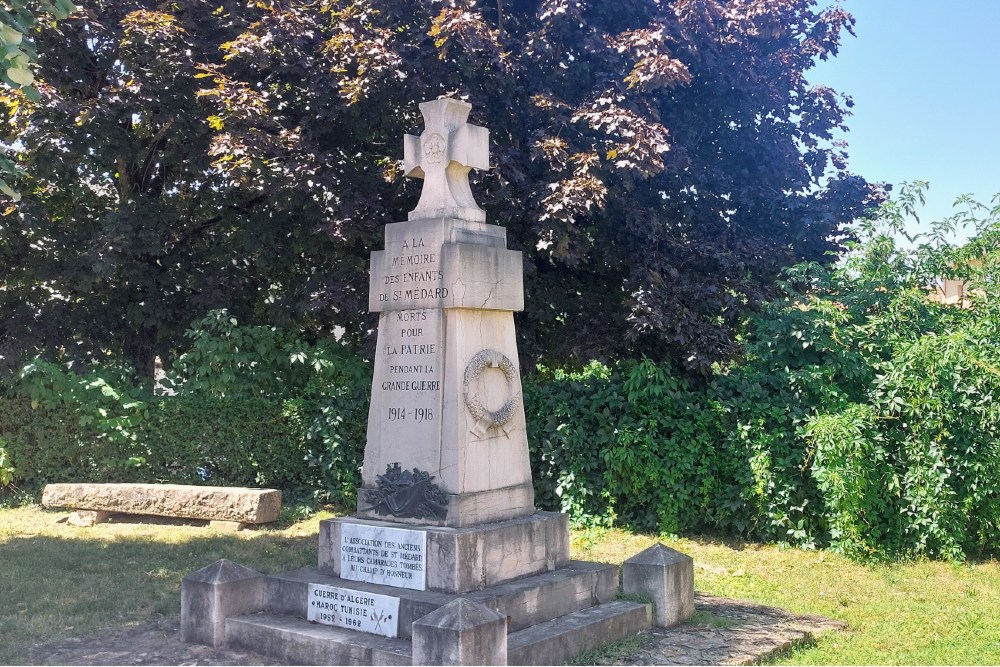 Monument Gevallen Inwoners St. Médard #2