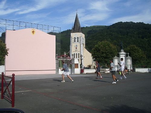 Oorlogsmonument Barcus #1