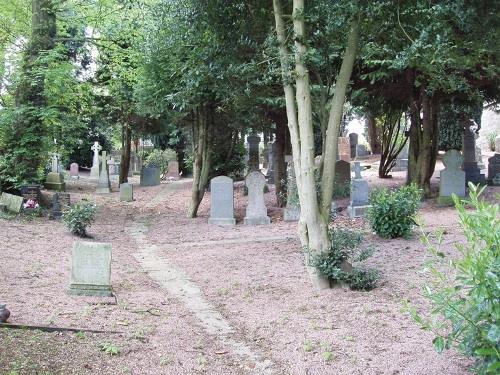 Oorlogsgraf van het Gemenebest St. John Episcopalian Churchyard