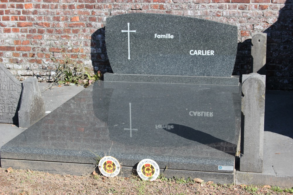 Belgian Graves Veterans Ecaussinnes-Lalaing #2
