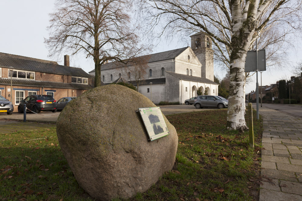 Liberation Route Marker 047: A hamlet in hiding #3