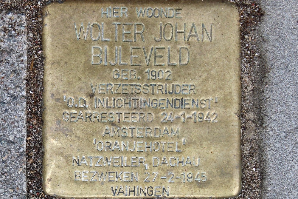 Stolperstein Van Tuyll van Serooskerkenplein 52