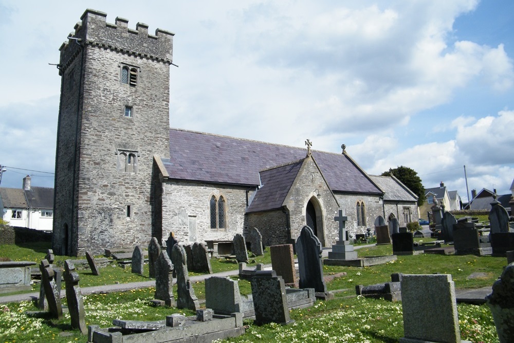 Oorlogsgraf van het Gemenebest St. Tyfodwg Churchyard #1