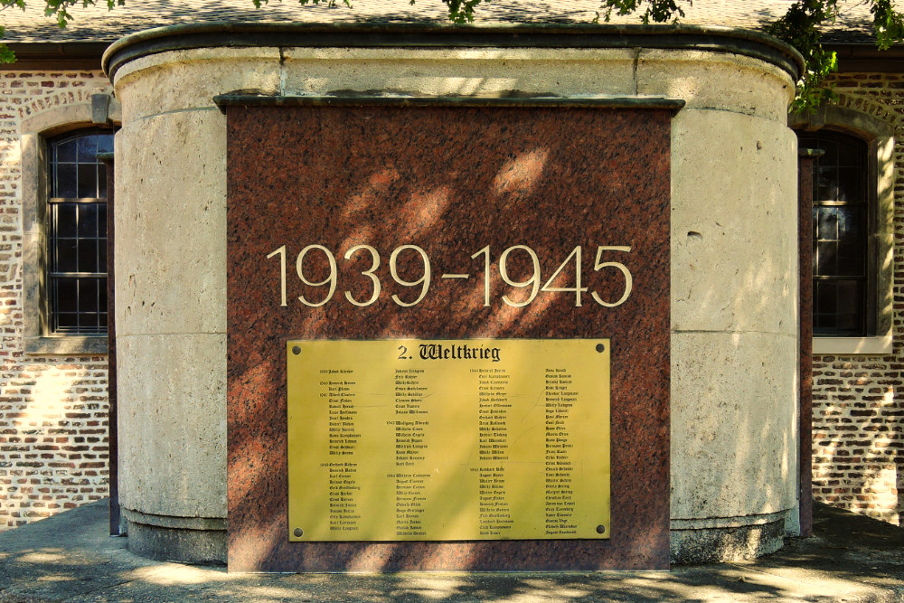 War Memorial Wickrathberg #4