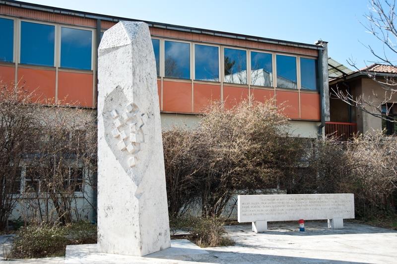 Monument Onafhankelijkheidsoorlog Scheepswerf 3. Maj