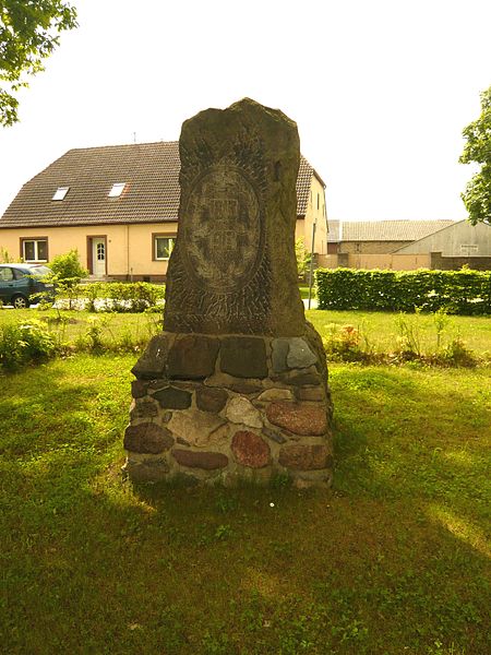 Monument 1813-1913 Klosterfelde #1