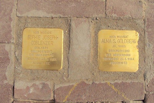 Stolpersteine Spoorstraat 2