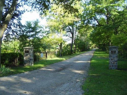 Commonwealth War Grave Bayfield Cemetery #1