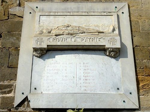 War Memorial Montgeroult #1